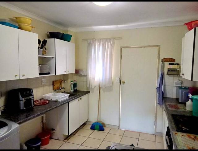 3 BEDROOM APARTMENT FOR SALE IN ZWARTKOP